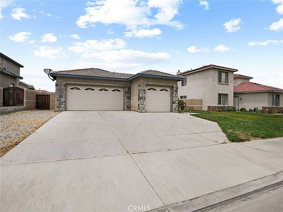 3rd image of 13806 Linda St