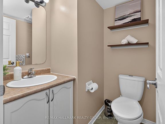 5th image of 63 Palmadeo Dr