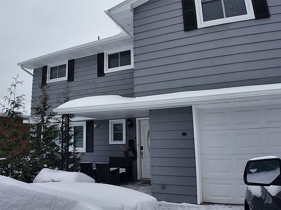 3rd image of 1574 W 41st St