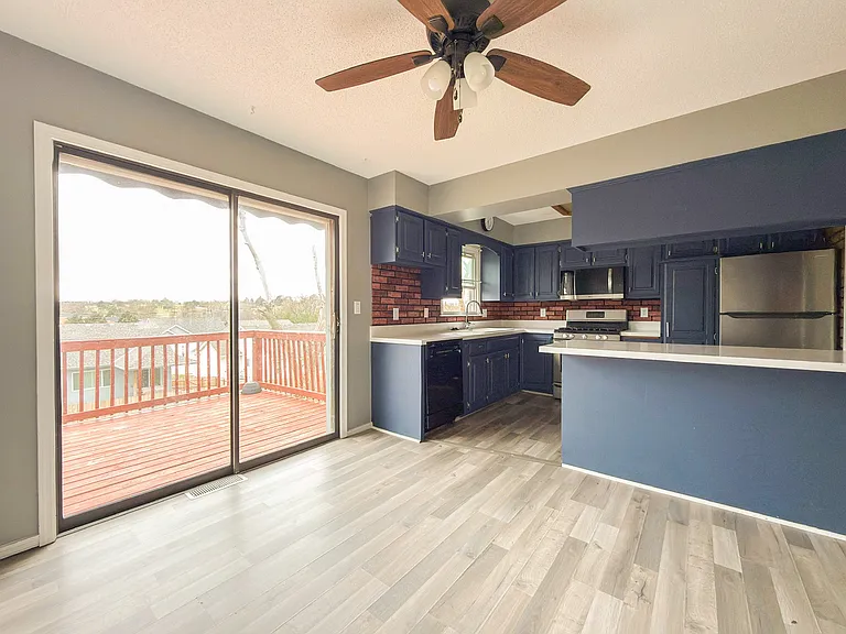 5029 Arbor Cir — Photo 10
