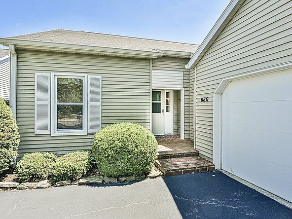 3rd image of 680 E Heather Dr