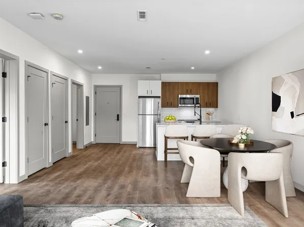 203 Lowell St #319, Wilmington, MA 01887