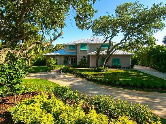 2nd image of 4731 Pebble Bay Cir