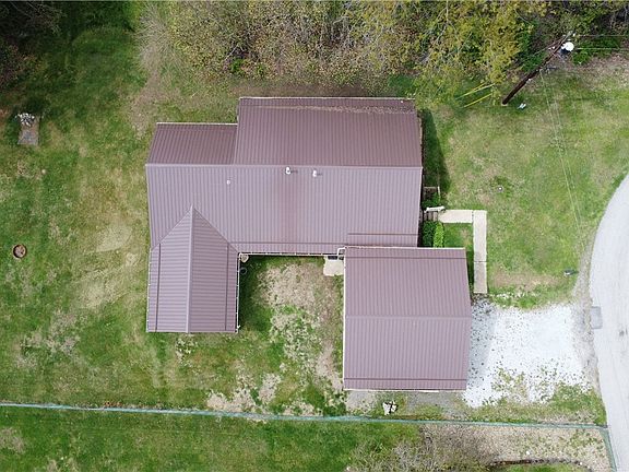 3rd image of 146 Brown Rd