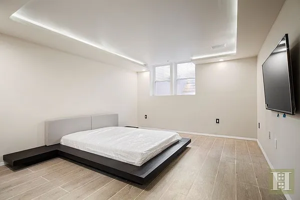 Rented by Halstead Real Estate | media 20