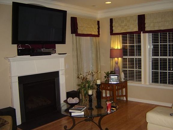 Living Room with gas fireplace