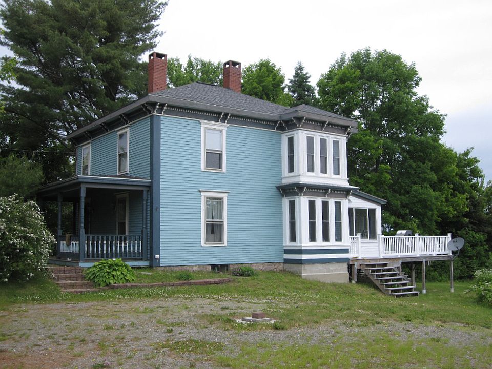Left side, deck faces wate