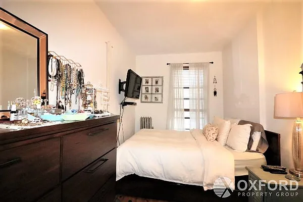 Rented by Oxford Property Group | media 5