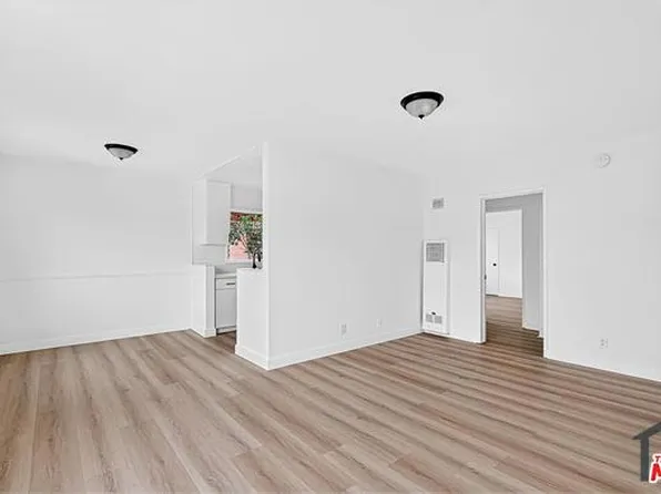 4777 San Vicente Blvd APT 8, Los Angeles, CA 90019