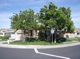 301 Bartlett Ln, Vacaville, CA 95687