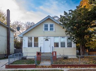 6742 12th Ave, Kenosha, WI 53143