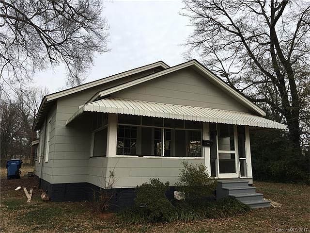 1st image of 300 Hicks Cir