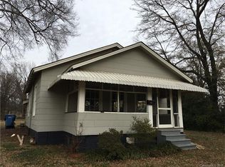 300 Hicks Cir, Mount Holly, NC 28120