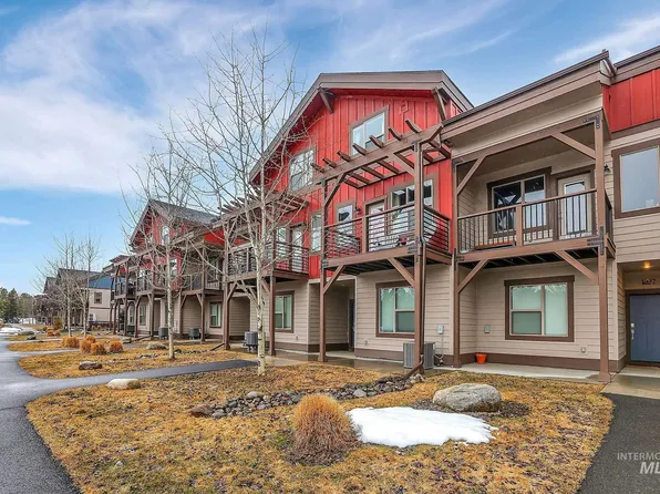 104 Broken Pine Ln, McCall, ID 83638