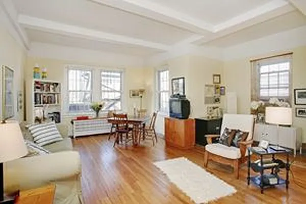 Sold by Douglas Elliman | media 21