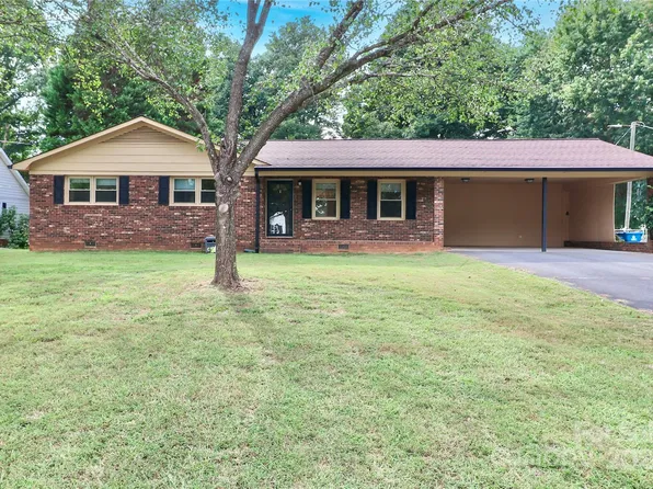 168 Mooreland Rd, Mooresville, NC 28117