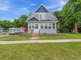 330 Jackson Ave, Omro, WI 54963