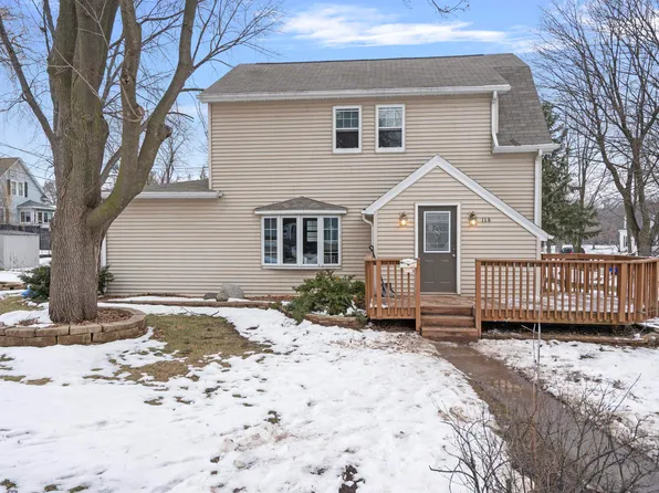 114 E Ducharme St, Kaukauna, WI 54130