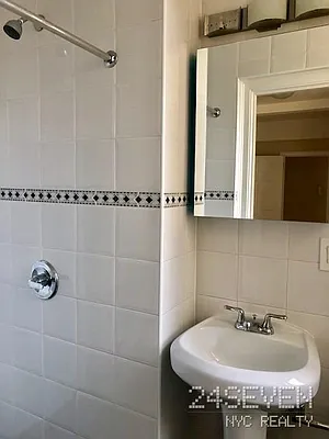 Rented by 24 7 NYC Realty Inc. | media 31