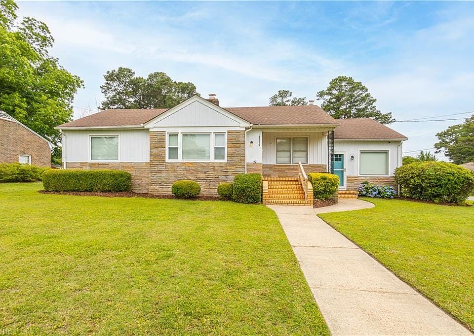 1st image of 2556 Hanover Ln