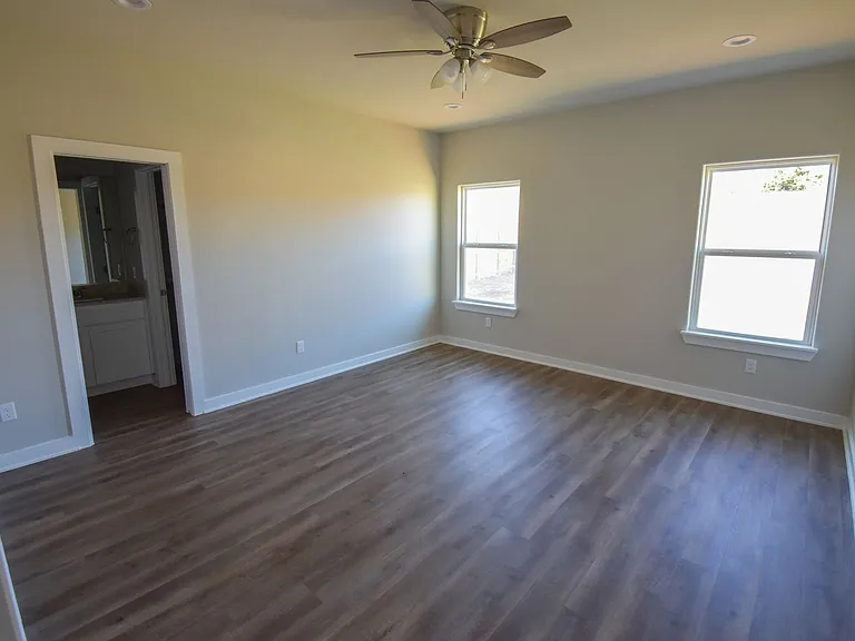 3700 Skylane Ave — Photo 6