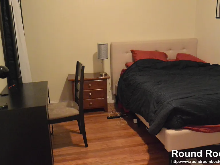 8 Montfern Ave — Photo 9