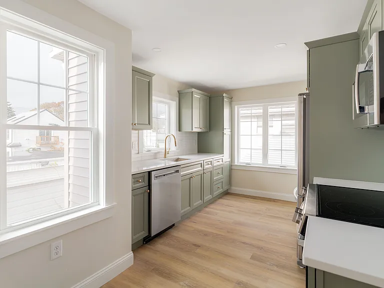 121 Fayette St #2 — Photo 2