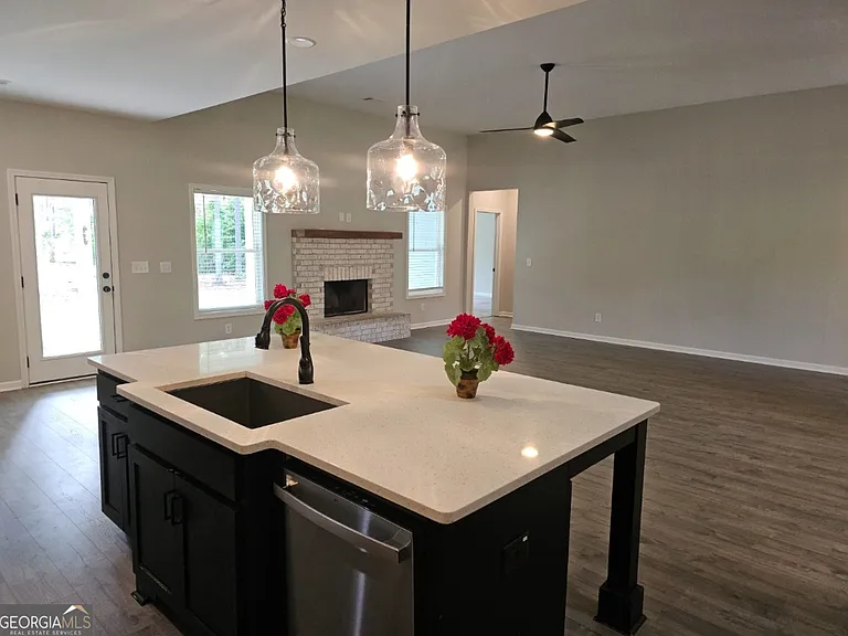 345 Rising Star Rd — Photo 13