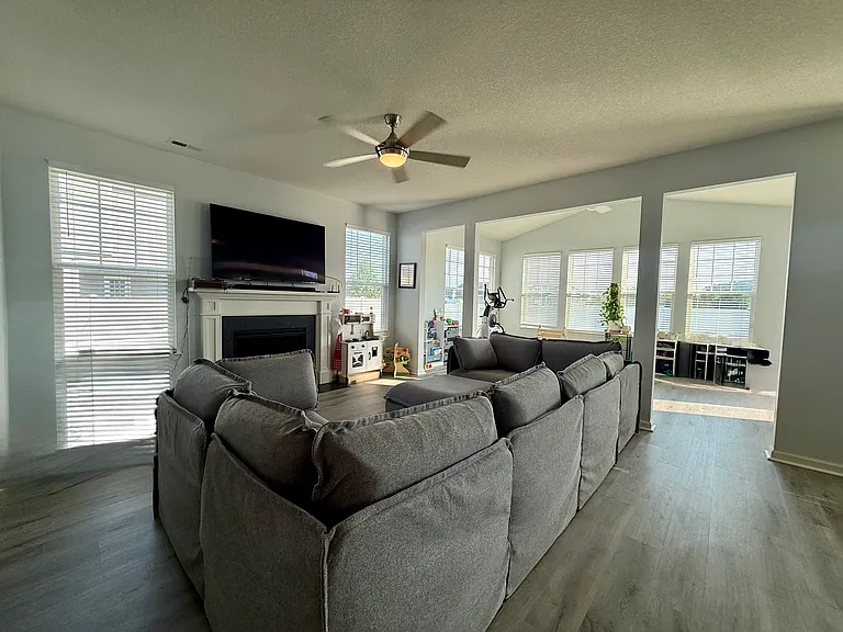 937 Arrowleaf Way — Photo 27