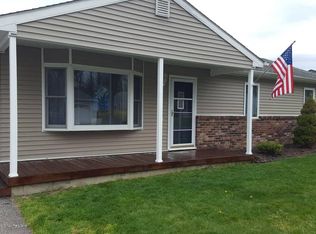 714 Hardean Rd, Brick, NJ 08724