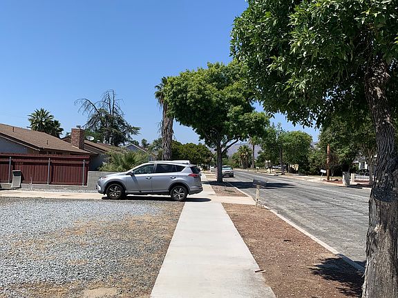 5th image of 465 S Carmalita St