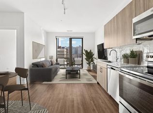 3119-21 N Broadway St #609, Chicago, IL 60657