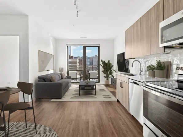 3119-21 N Broadway St, Chicago, IL