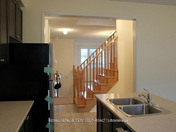 4th image of 2163 Fiddlers Way