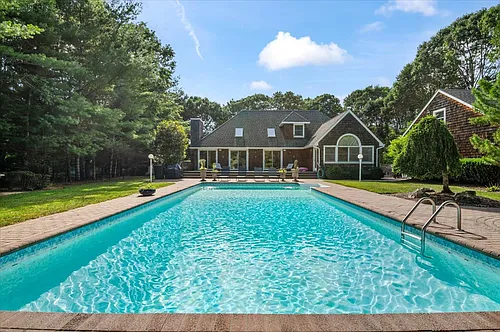 6 Bennett Dr Photo 1