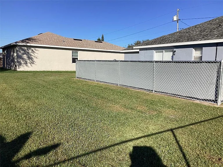 543 Cardinal Dr — Photo 49