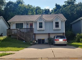 4634 N Winchester Ave, Kansas City, MO 64117