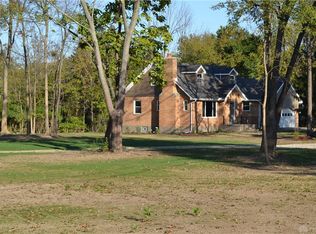 1707 Stedman Ln, Beavercreek, OH 45432