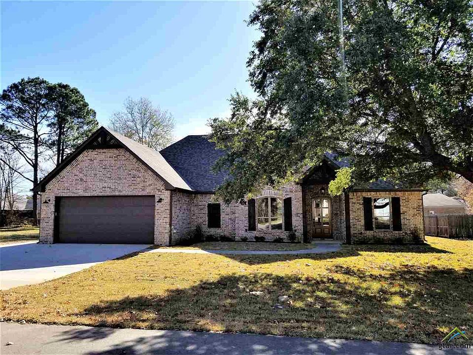 1st image of 107 Carmel Dr