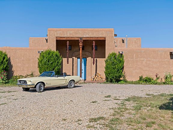 5th image of 640 Don Nicholas Rd