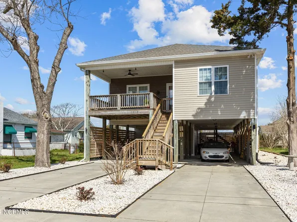 1208 Bay Street, Morehead City, NC 28557