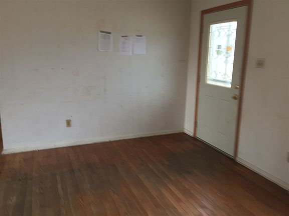 5th image of 701 Grant Ave