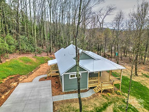 4th image of 89 Rocky Glade Ln
