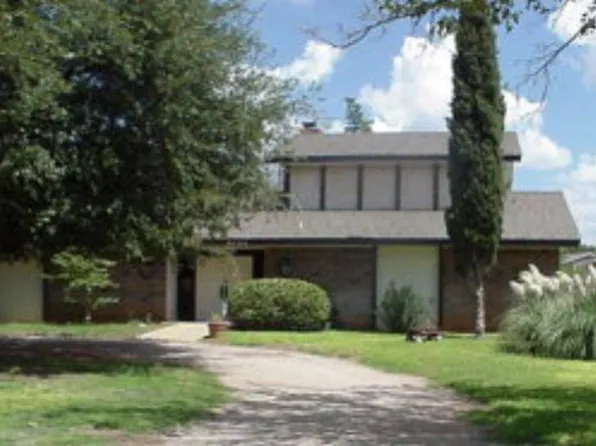 2304 Bainbridge Dr, Odessa, TX 79762