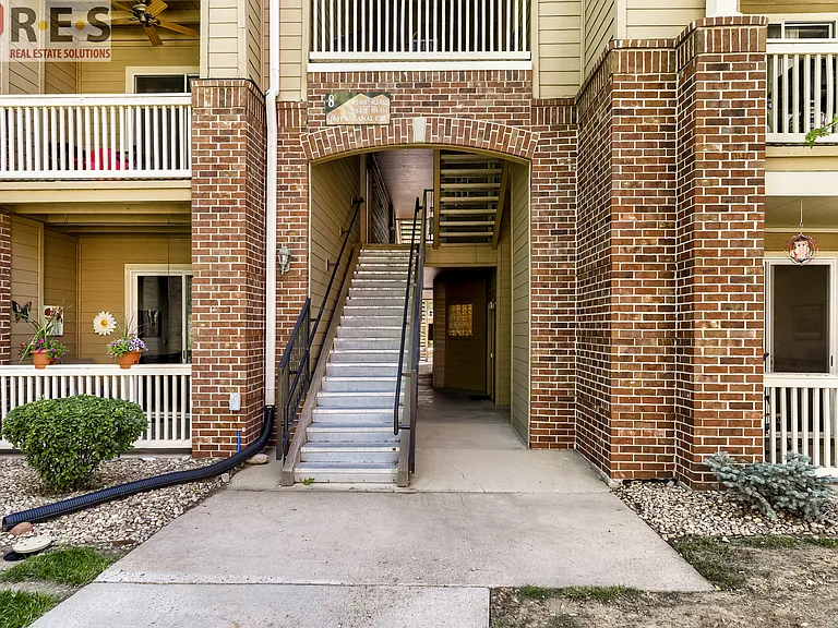 1631 W Canal Cir #832 — Photo 2