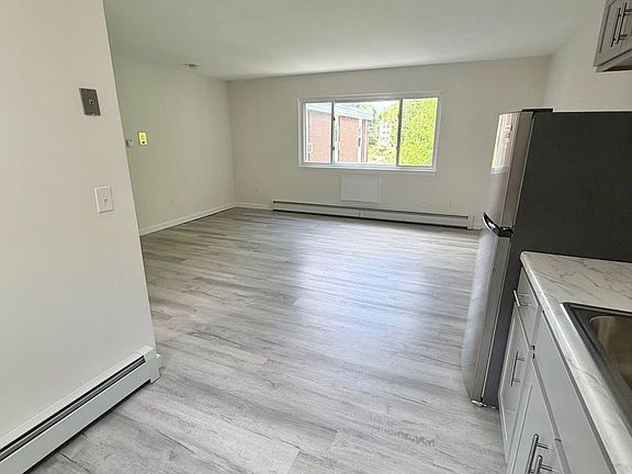 5th image of 53 Curtin Ave #A-6