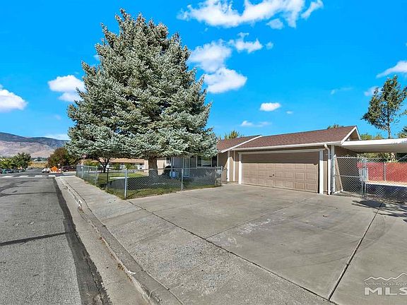 4th image of 3228 Gordonia Dr