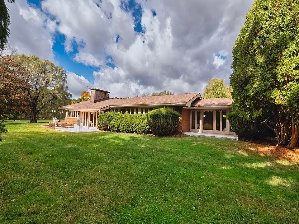 4555 Glen Eden Rd, Cranberry Township, PA 16066 | Zillow