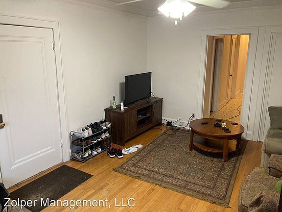 3rd image of 3415 N Oakland Ave #3