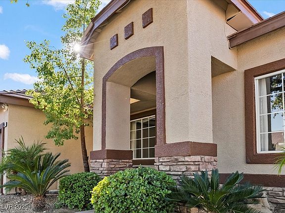 4th image of 2547 Serenity Hollow Dr